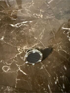 Silver Tone Round Mirror Ring - Black Mirror Face